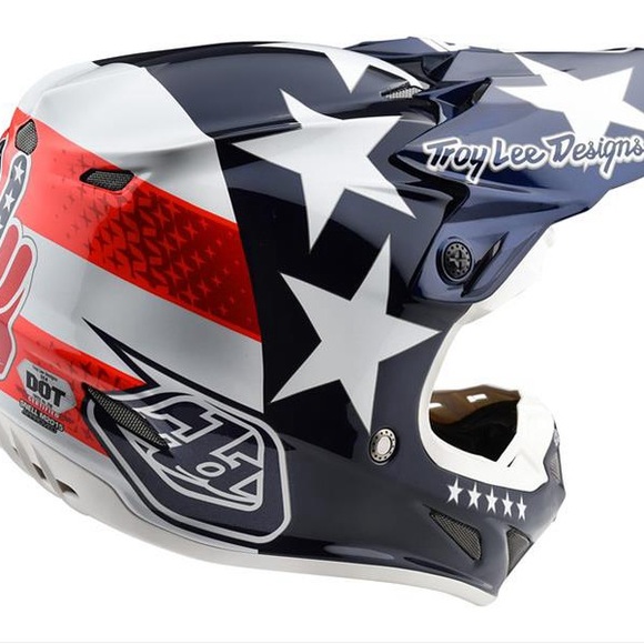 Troy Lee Designs - SE4 Composite Freedom Helmet Size L - Picture 2 of 8
